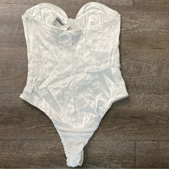 Zara satin bustier bodysuit. Off-white color, size S. - Picture 4 of 12